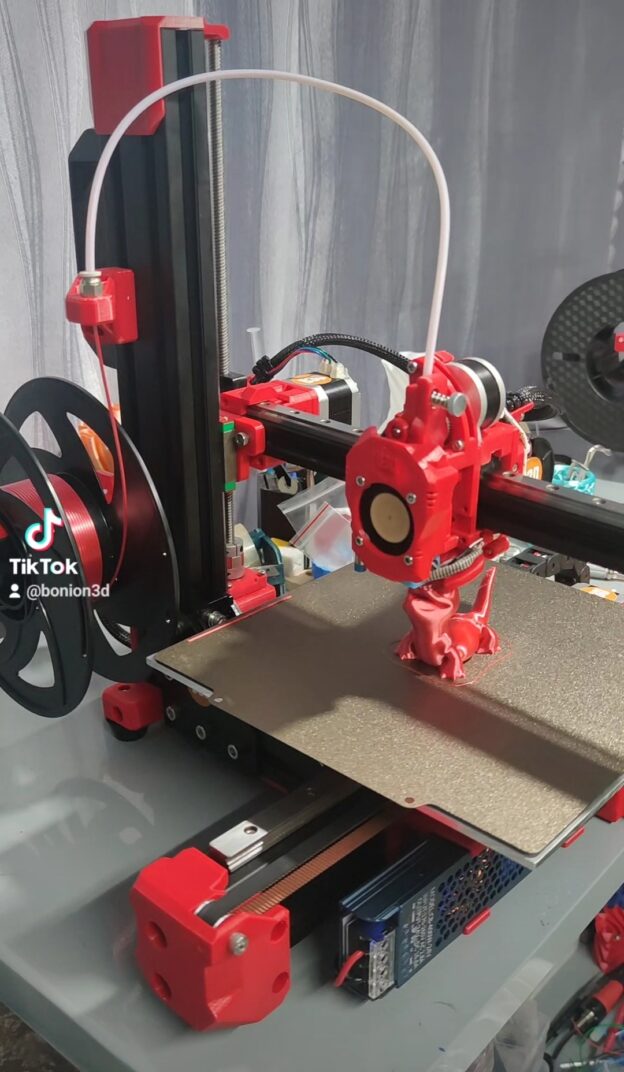 Đặt hàng máy in 3D Bonion3D